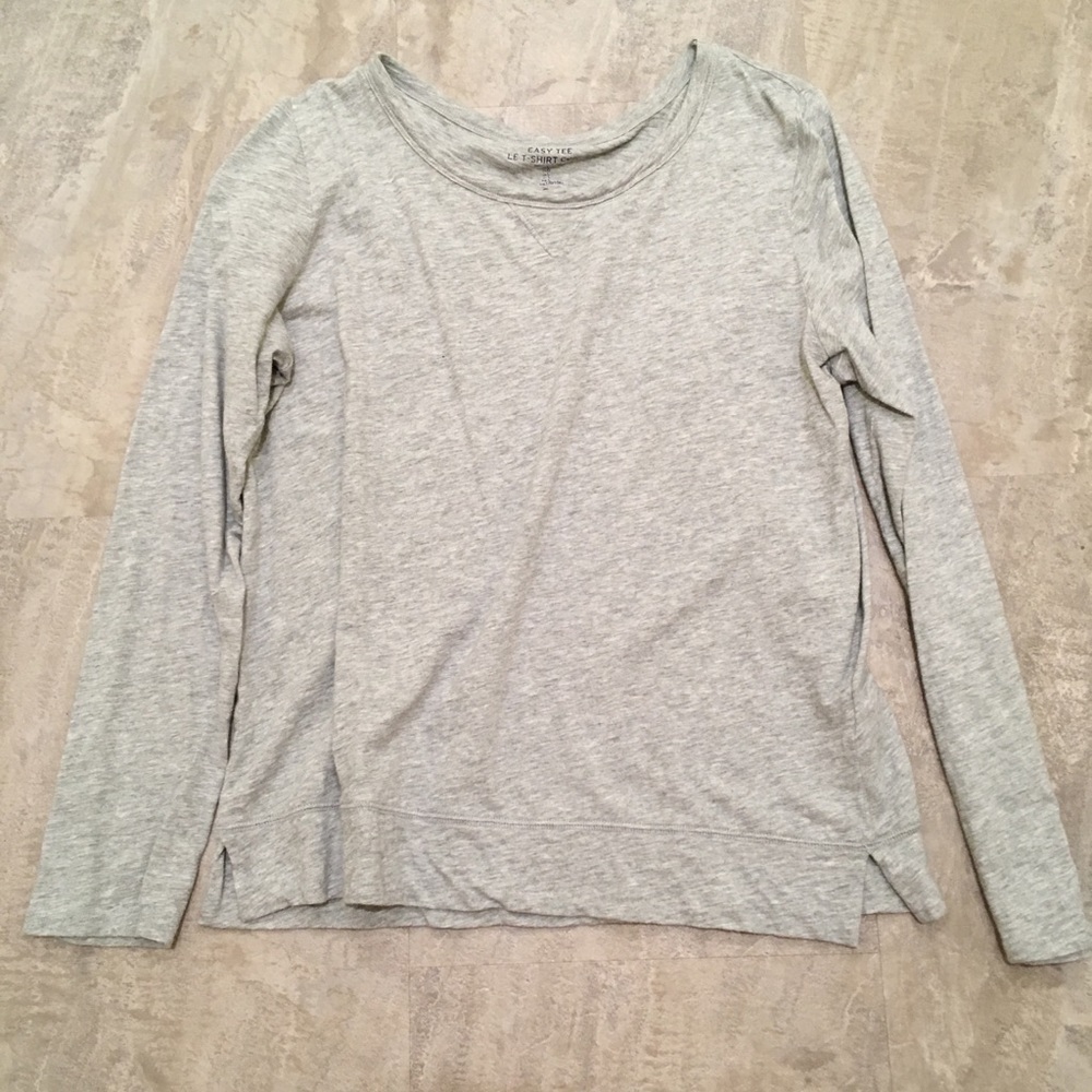 Women’s long sleeve tee